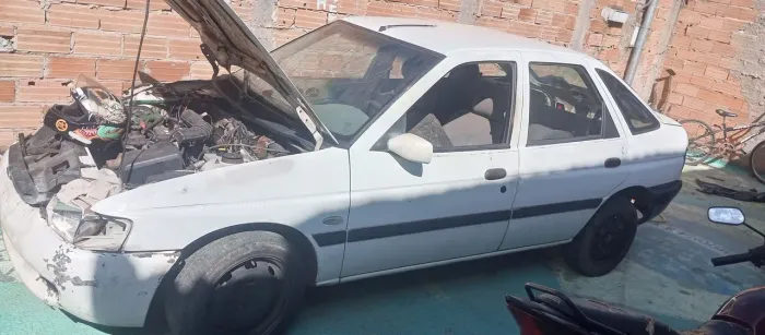 Ford Escort GL 1.8i 16V 3P 1997