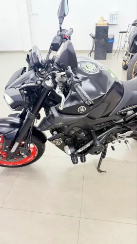 YAMAHA MT-09 2020 ? PRETA
