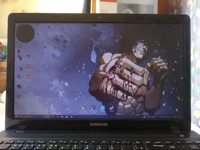 Notebook Samsung NP270E5G - i5, 8GB RAM, Placa de Vídeo NVIDIA