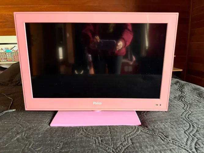Vendo tv usada 21 polegadas. Imagem perfeita porém não funciona o som