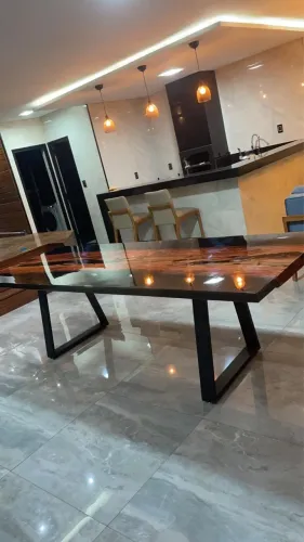 Mesa de Resina Black /madeira 2.80/1