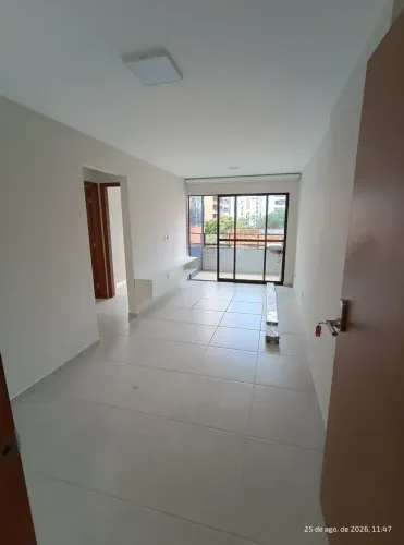 Imóvel para aluguel com 53 metros quadrados com 2 quartos em Casa Forte - Recife - PE