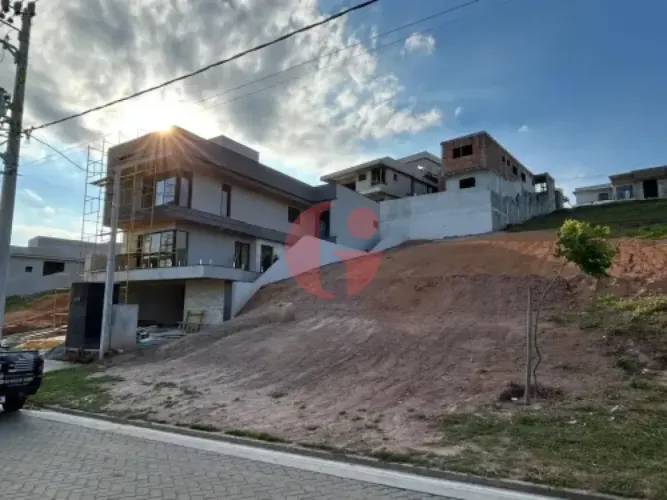 Terreno no condomínio Terras Alpha para venda com 330m² - No bairro Urbanova - SJC