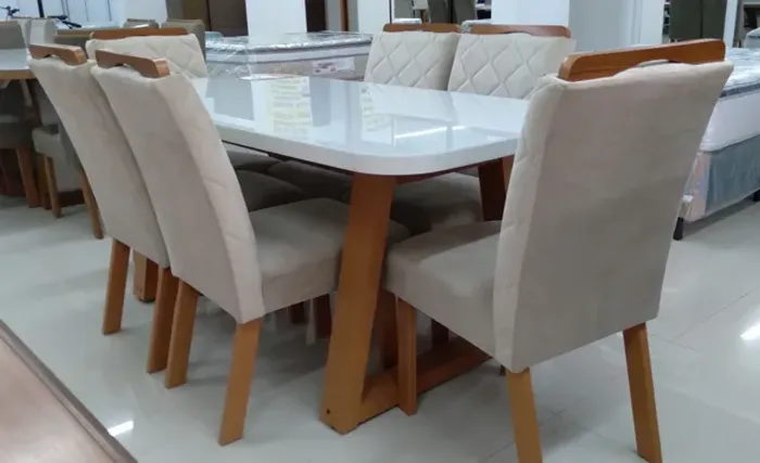 Mesa com 6 cadeiras Sofistic 