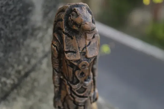 Estatua Ammit Cavaleiro da Lua