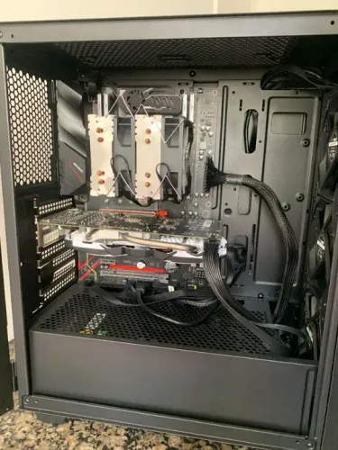 Vendo computador Gamer. Máquina com configuração top de mercado.