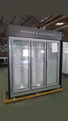 FREEZER EXPOSITOR AUTO SERVIÇO  3 PORTAS 