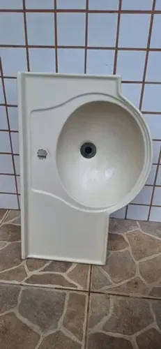 Lavatório de banheiro