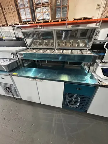 Balcão de serviço com condimentadora 1.5 metros Refrimate 