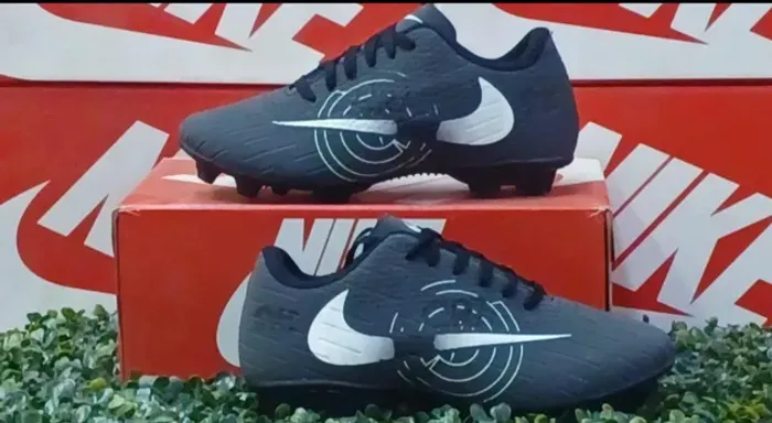 chuteiras nike society para campo