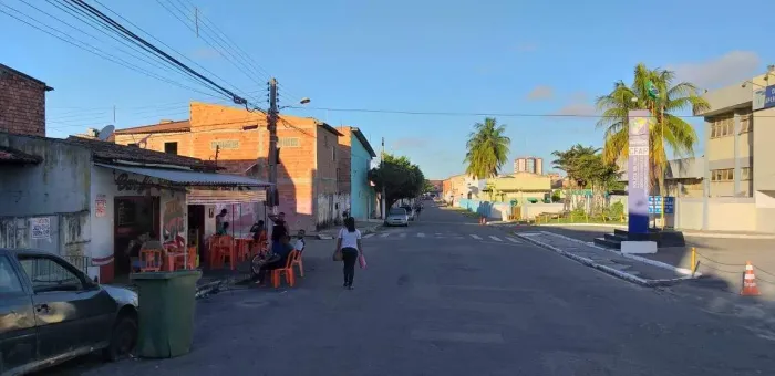 Casa à venda, 6 quartos, 2 vagas, América - Aracaju/SE