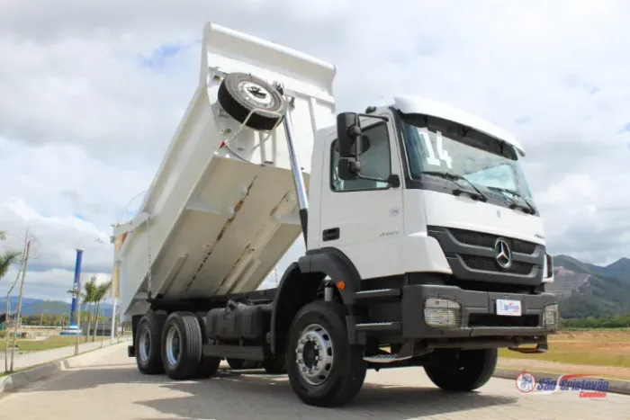Mercedes Benz axor 3131 6x4