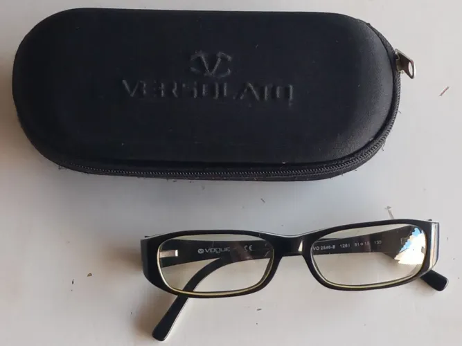 Armação Vogue VO 2546-B