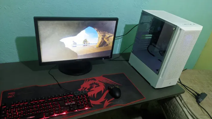 Kit Gamer Completo Pc CPU sétima geração 16 ram gabinete rise mode