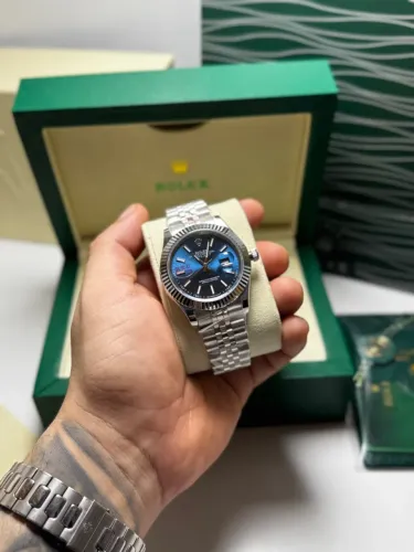 Rolex clone com caixa e certificado 