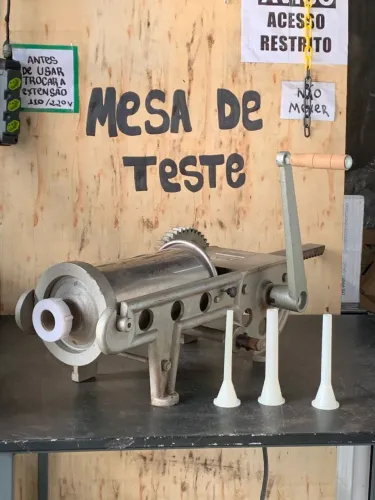 Enchedor de linguiça 