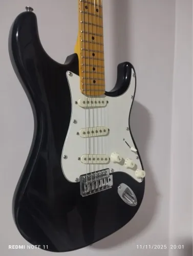 Guitarra Tagima Woodstock série 530