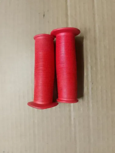 Punhos modelo penteado vermelho