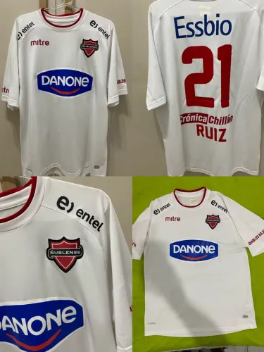 Camisa de futebol Nublense ?
