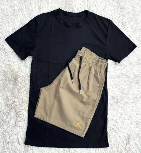 Kit Camisa Canelada Preta e Short Sarja 