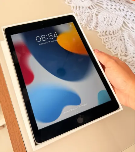 iPad本体 Apple iPad Air2 64GB Wi-Fi Cellular Gold Apple iPad Air 2 64GB Wi-Fi Tablet - Ouro (Reformulado)