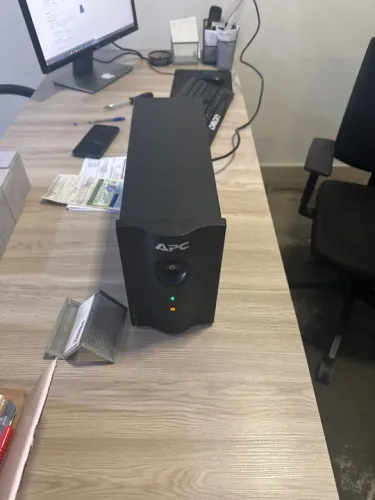 Nobreak APC - UPS 1500