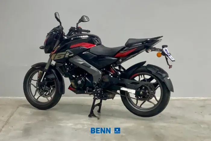 Bajaj Dominar 160