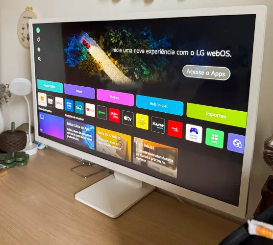 Monitor LG 32 - SMART (branco)