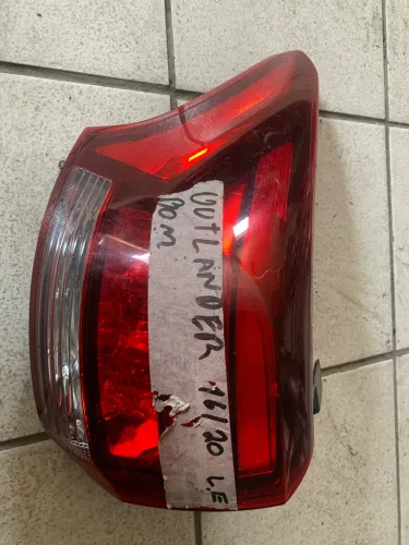 Lanterna Traseira Outlander 16/20 LE