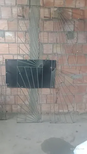 Grade de ferro   raio de sol 0,40x2,20 as duas por 150 reais