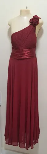 Vestido de festa longo vermelho