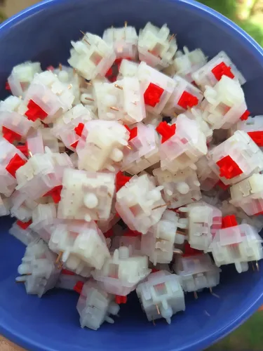 Switch Gateron Milky Red Pro 90unds