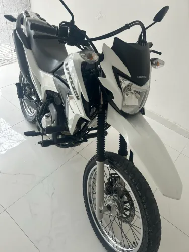 Bros 160 2023, mais nova da Paraíba TROCO ACEITO