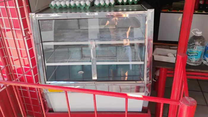 Vitrine Refrigerada para Comércio