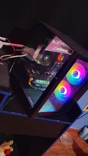 PC GAMER DE ENTRADA + KIT COMPLETO - PRONTO PRA JOGAR (COM NOTA DE TODAS AS PEÇAS E GARAN)