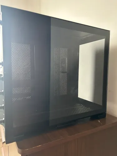 Gabinete lian li dynamic mini