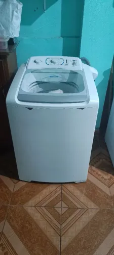 Máquina de lavar 12 kg Eletrolux 