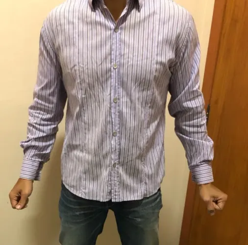  Camisa Social Manga Longa. Semi-Nova. Estilosas, Importadas e Originais. R$ 50,00 cada 