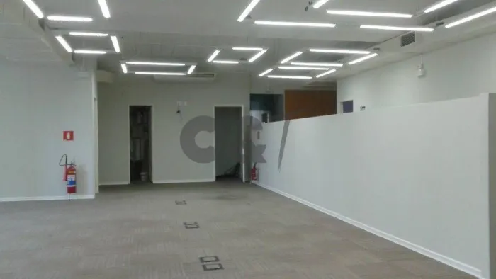 Conjunto Comercial com 6 Salas para Alugar no Brooklin - São Paulo/SP