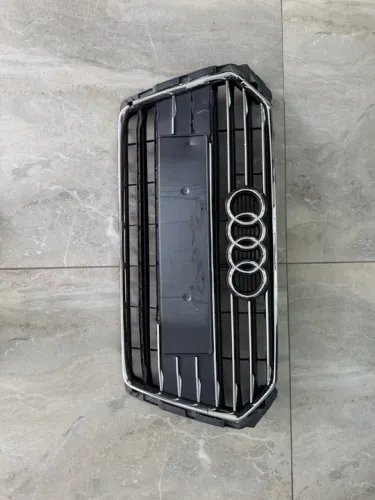 Grade frontal Audi A4 - para recuperará 