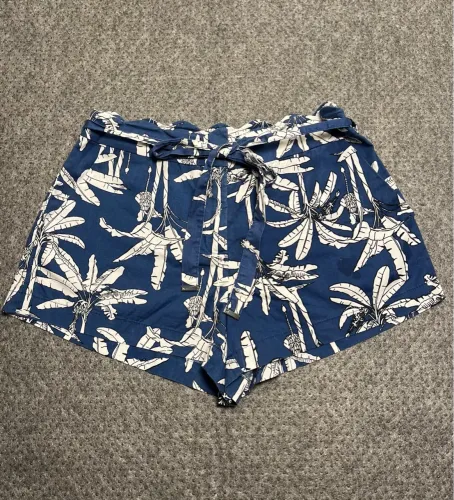 Short Hering tamanho 36/26.