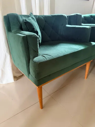 Vende - se 2 poltrona. Valor de cada.