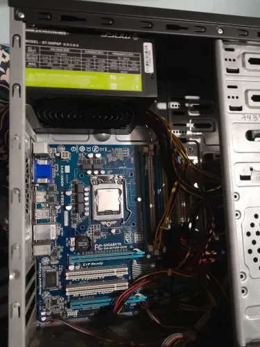 Kit gabinete, fonte 350w, processador e memoria ram