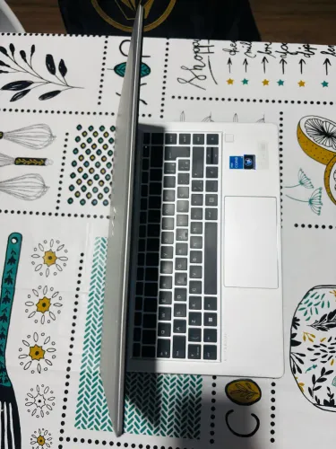 ELITEBOOK 640 G9 16GB RAM (muito conservado)