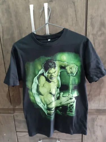 Vendo camisa do Hulk P.