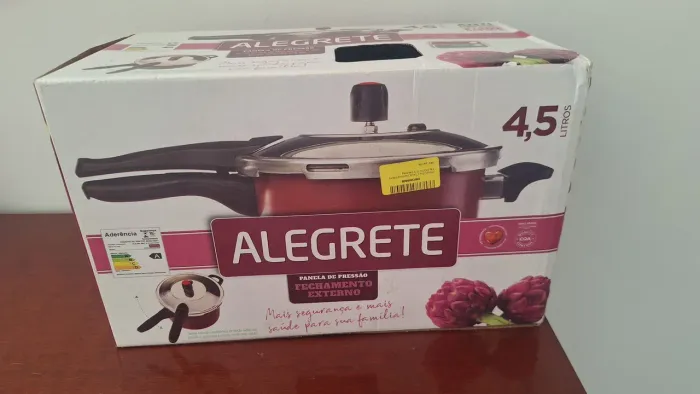 Panela de Pressão Alegrete 4,5L Antiaderente Fechamento Externo - NOVA Na Caixa