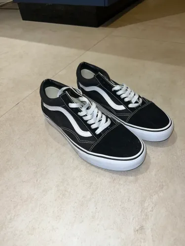 Tênis Vans Old Skool preto tamanho 40