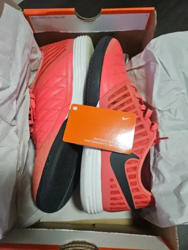 Tenis de Futsal Nike Lunargato