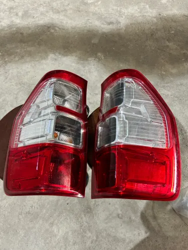 Kit Faróis , lanternas traseiras , grade frontal , pára-choque Ford ranger