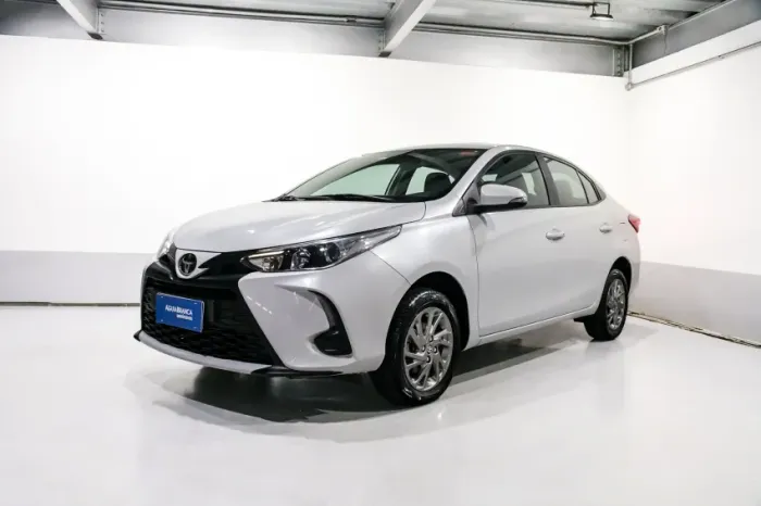 Toyota Yaris XS Connect Sedan 1.5 Flex 16V AUT 2023